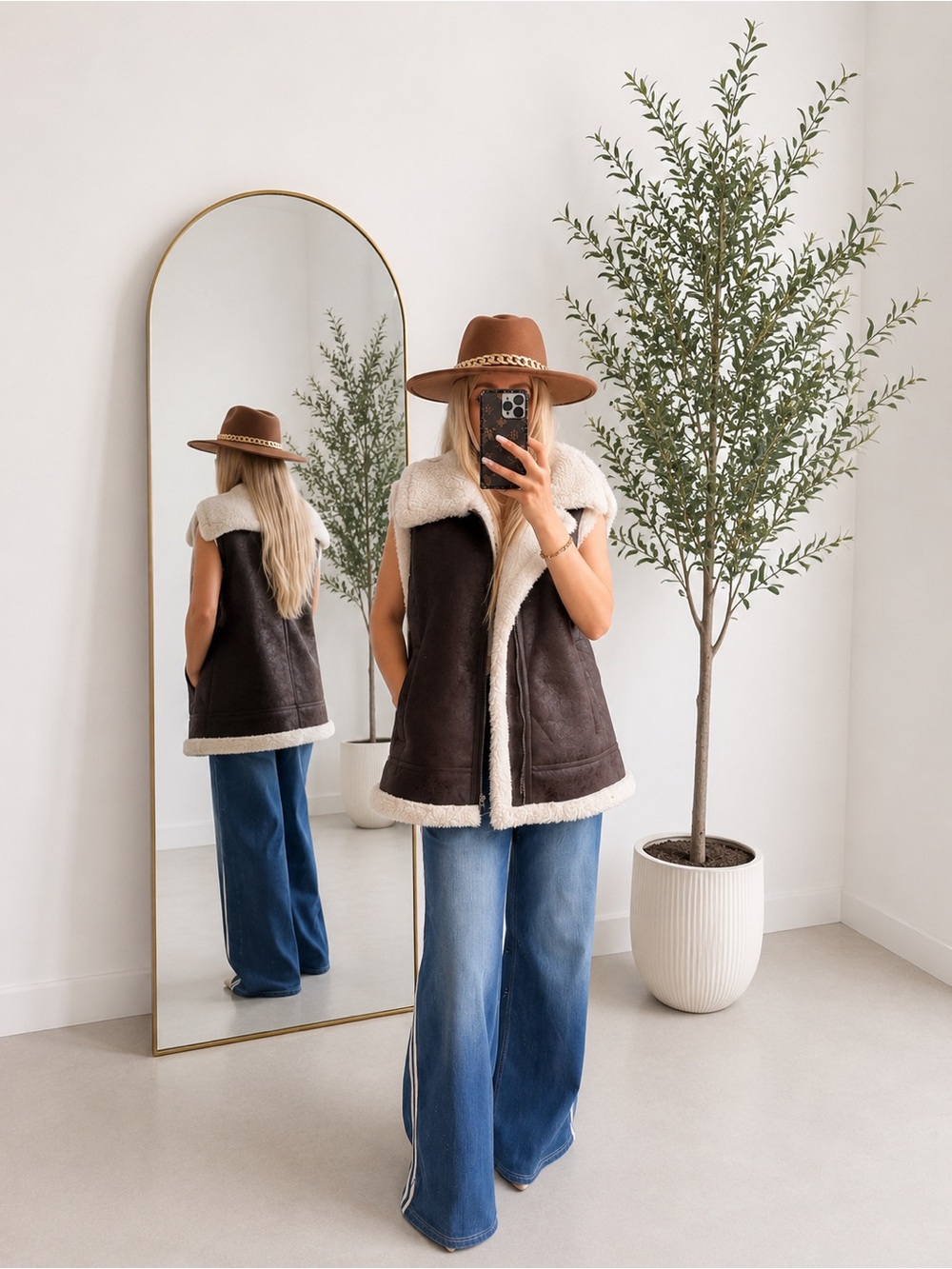 NWOT OFFLINE by Aerie Brown Shearling Trim Vest with Cream Lining